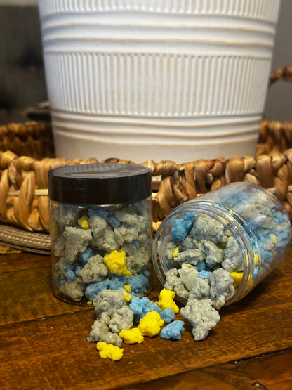 Blue Lotus & Moss Wax Melt Crumbles