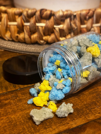 Blue Lotus & Moss Wax Melt Crumbles